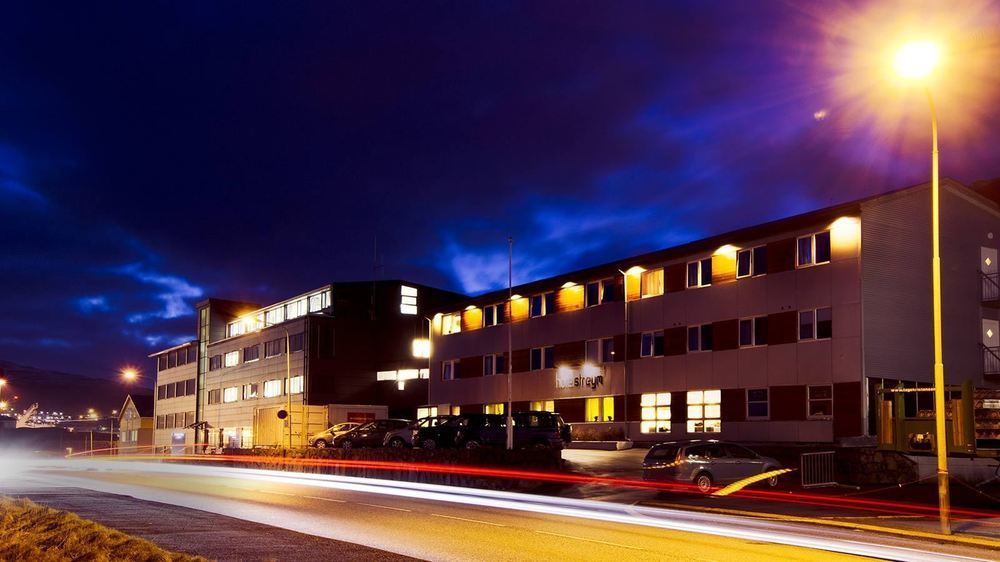 טורשאבן Hotel Djurhuus מראה חיצוני תמונה